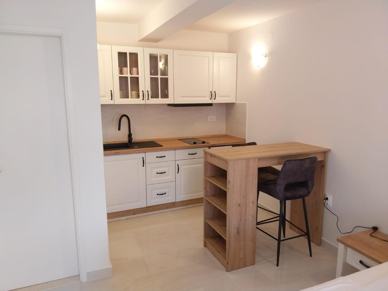Apartments Lumbarda Rum bild